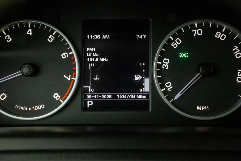 2012 Land Rover Discovery 4th Gen - Image 9 of 12