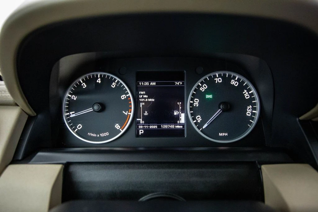 2012 Land Rover Discovery 4th Gen - Image 8 of 12