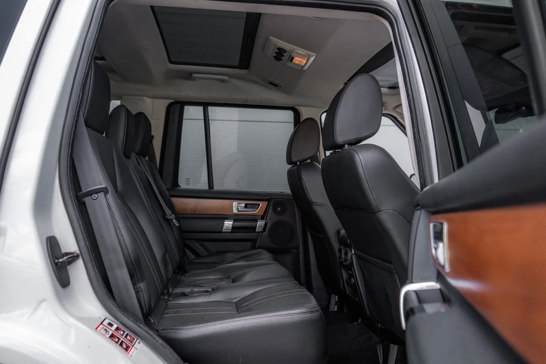 2012 Land Rover Discovery 4th Gen - Image 27 of 30