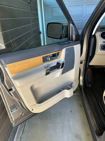 2012 Land Rover Discovery 4th Gen - Image 11 of 16