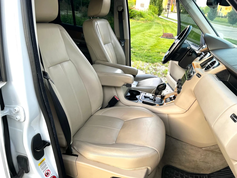 2012 Land Rover Discovery 4th Gen - Image 26 of 31