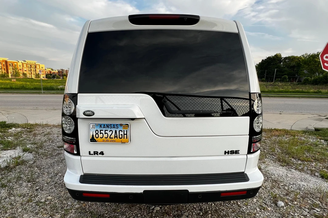 2012 Land Rover Discovery 4th Gen - Image 5 of 31