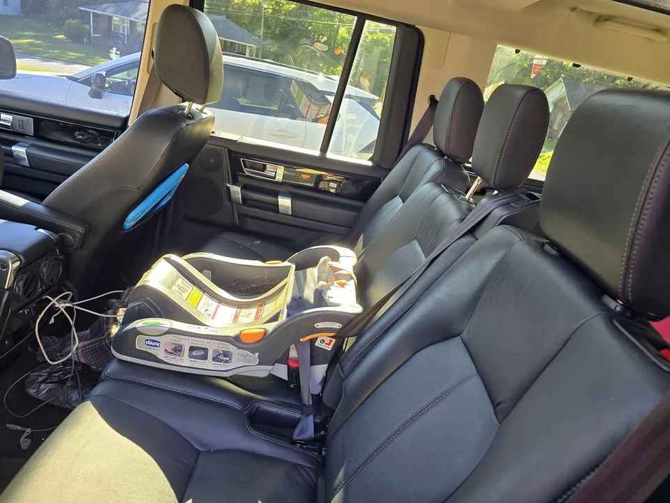 2012 Land Rover Discovery 4th Gen - Image 5 of 8
