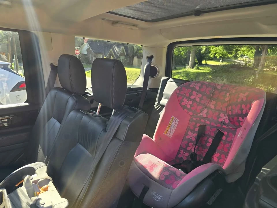 2012 Land Rover Discovery 4th Gen - Image 6 of 8
