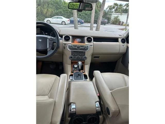 2012 Land Rover Discovery 4th Gen - Image 18 of 21