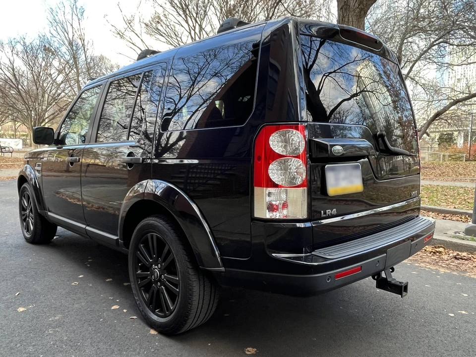 2012 Land Rover Discovery 4th Gen - Image 9 of 31