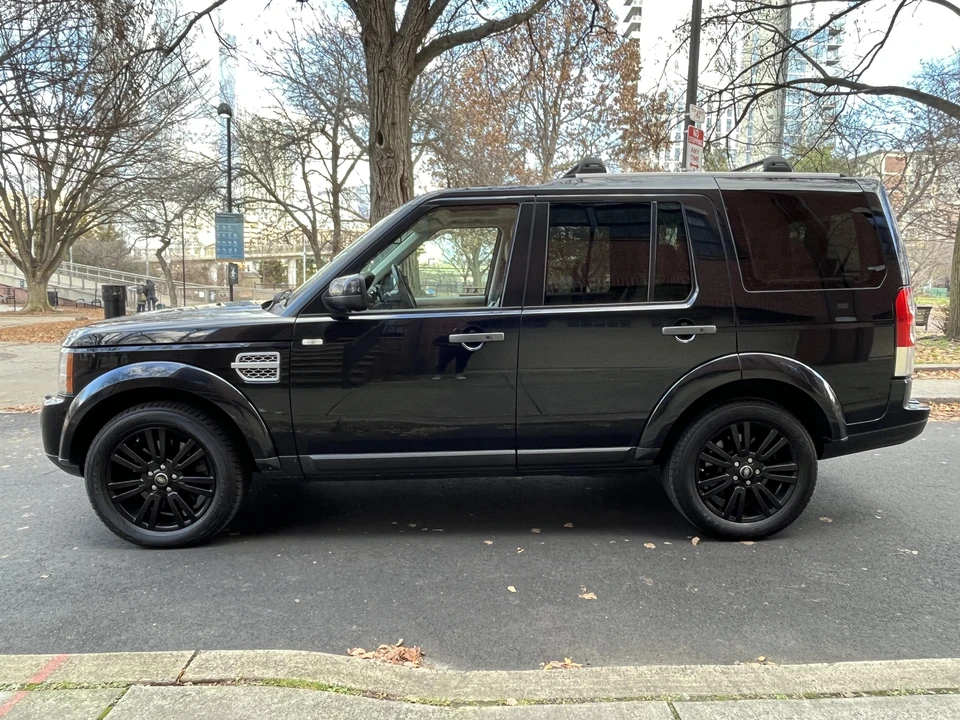 2012 Land Rover Discovery 4th Gen - Image 8 of 31