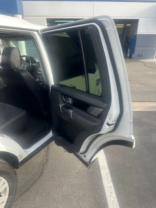 2012 Land Rover Discovery 4th Gen - Image 10 of 21