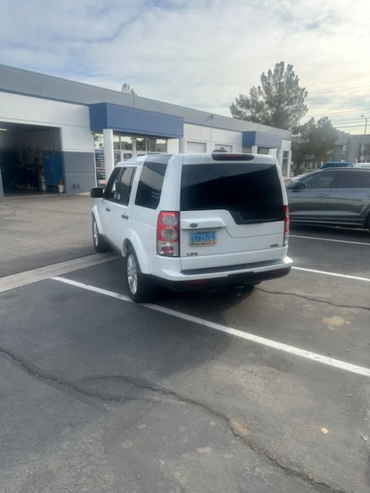2012 Land Rover Discovery 4th Gen - Image 5 of 21