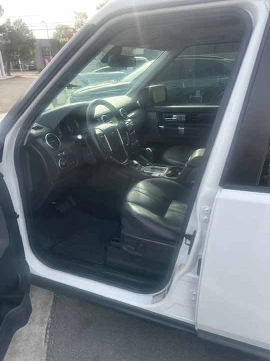 2012 Land Rover Discovery 4th Gen - Image 15 of 21
