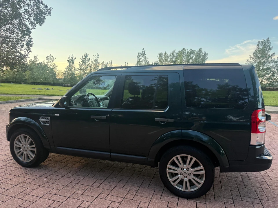 2012 Land Rover Discovery 4th Gen - Image 11 of 31