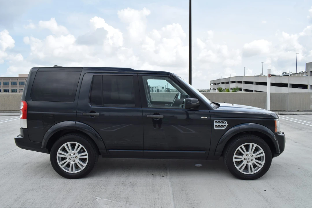 2012 Land Rover Discovery 4th Gen - Image 17 of 31