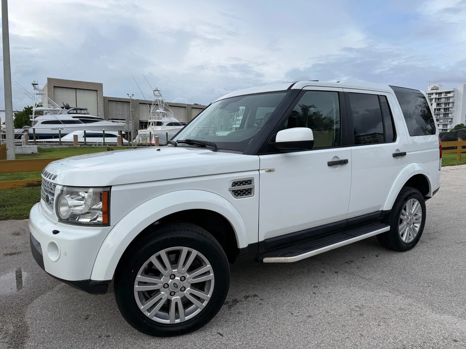 2012 Land Rover Discovery 4th Gen - Image 8 of 31