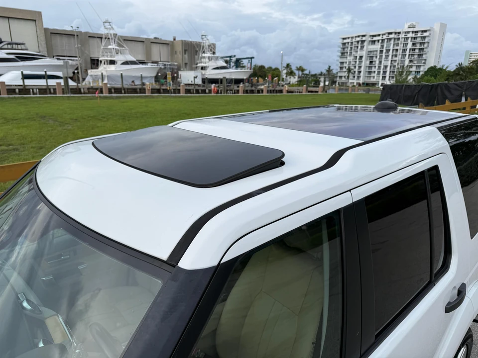 2012 Land Rover Discovery 4th Gen - Image 25 of 31