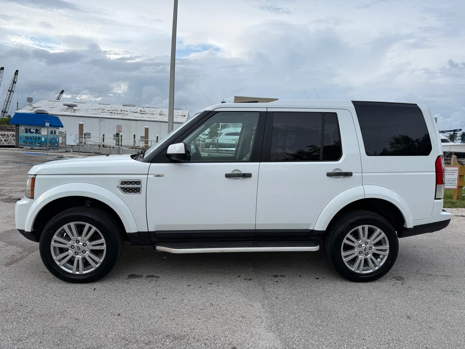 2012 Land Rover Discovery 4th Gen - Image 9 of 31