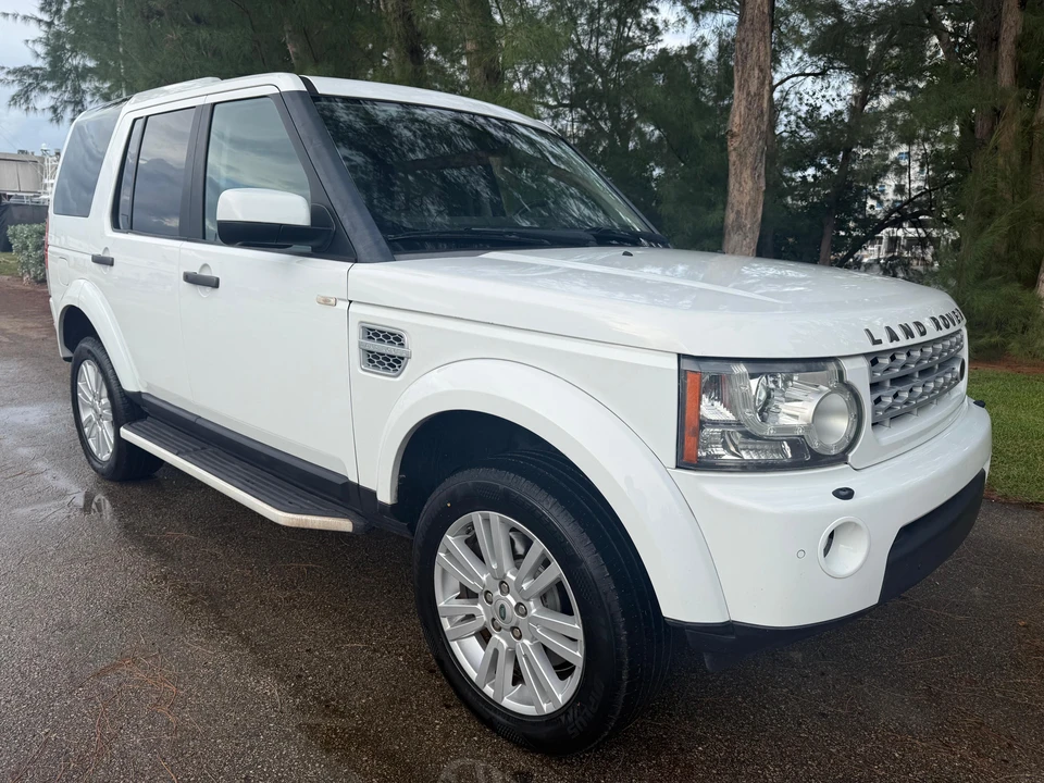 2012 Land Rover Discovery 4th Gen - Image 17 of 31