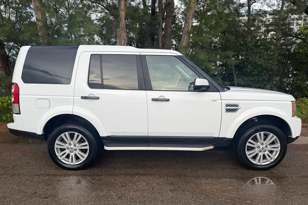 2012 Land Rover Discovery 4th Gen - Image 4 of 31
