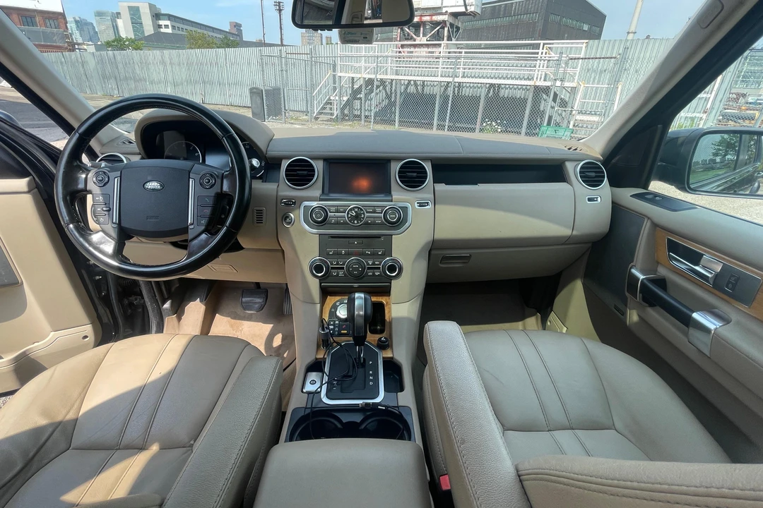 2012 Land Rover Discovery 4th Gen - Image 21 of 31