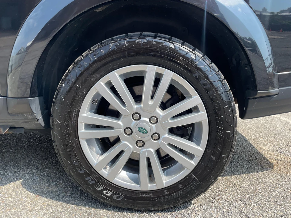 2012 Land Rover Discovery 4th Gen - Image 17 of 31