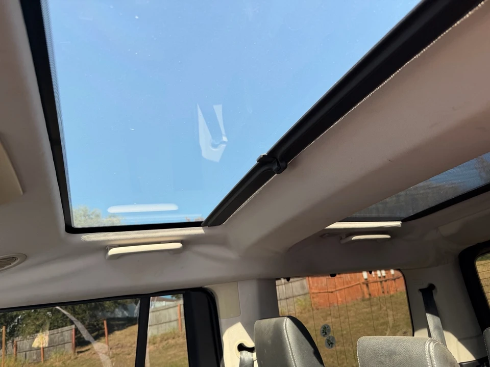 2012 Land Rover Discovery 4th Gen - Image 12 of 16
