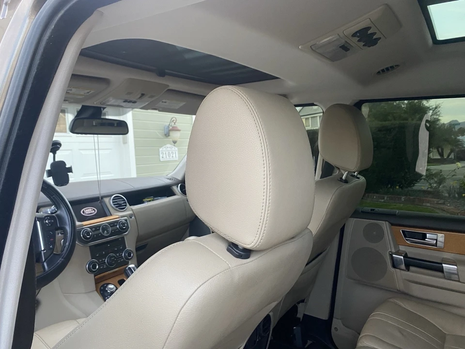 2012 Land Rover Discovery 4th Gen - Image 20 of 21