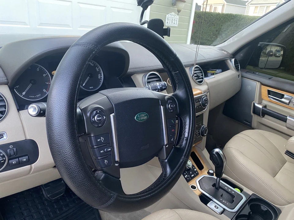 2012 Land Rover Discovery 4th Gen - Image 14 of 21