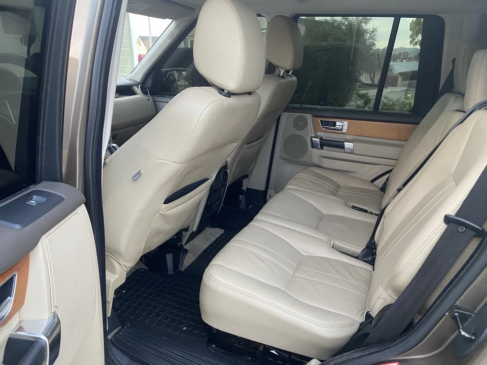 2012 Land Rover Discovery 4th Gen - Image 17 of 21