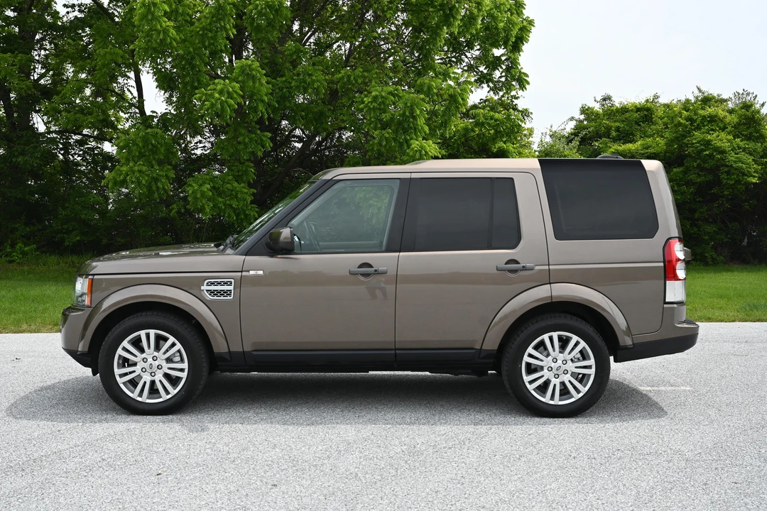 2012 Land Rover Discovery 4th Gen - Image 10 of 31