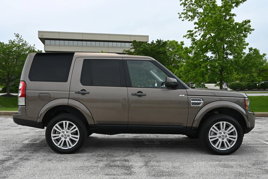 2012 Land Rover Discovery 4th Gen - Image 18 of 31