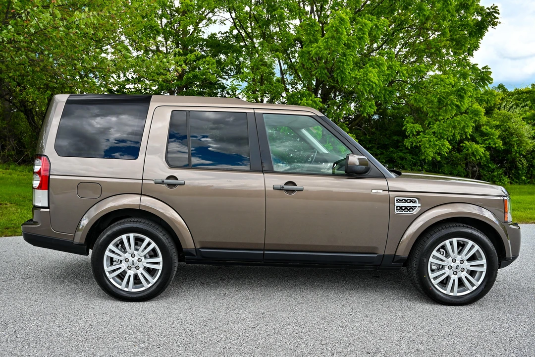 2012 Land Rover Discovery 4th Gen - Image 19 of 31
