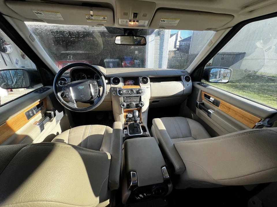 2012 Land Rover Discovery 4th Gen - Image 8 of 9