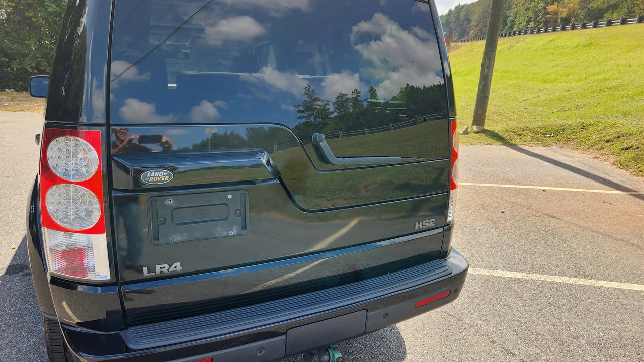 2012 Land Rover Discovery 4th Gen - Image 10 of 16