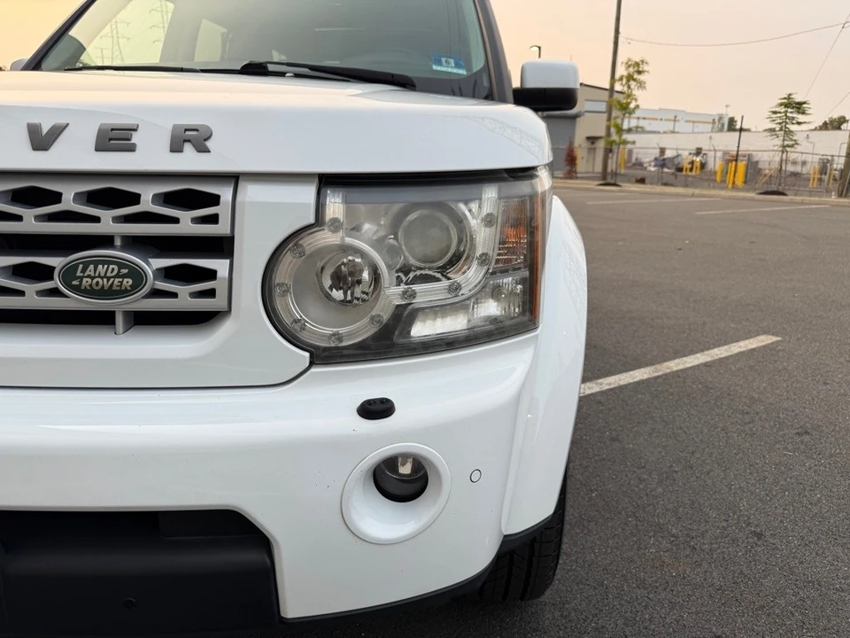 2012 Land Rover Discovery 4th Gen - Image 11 of 12