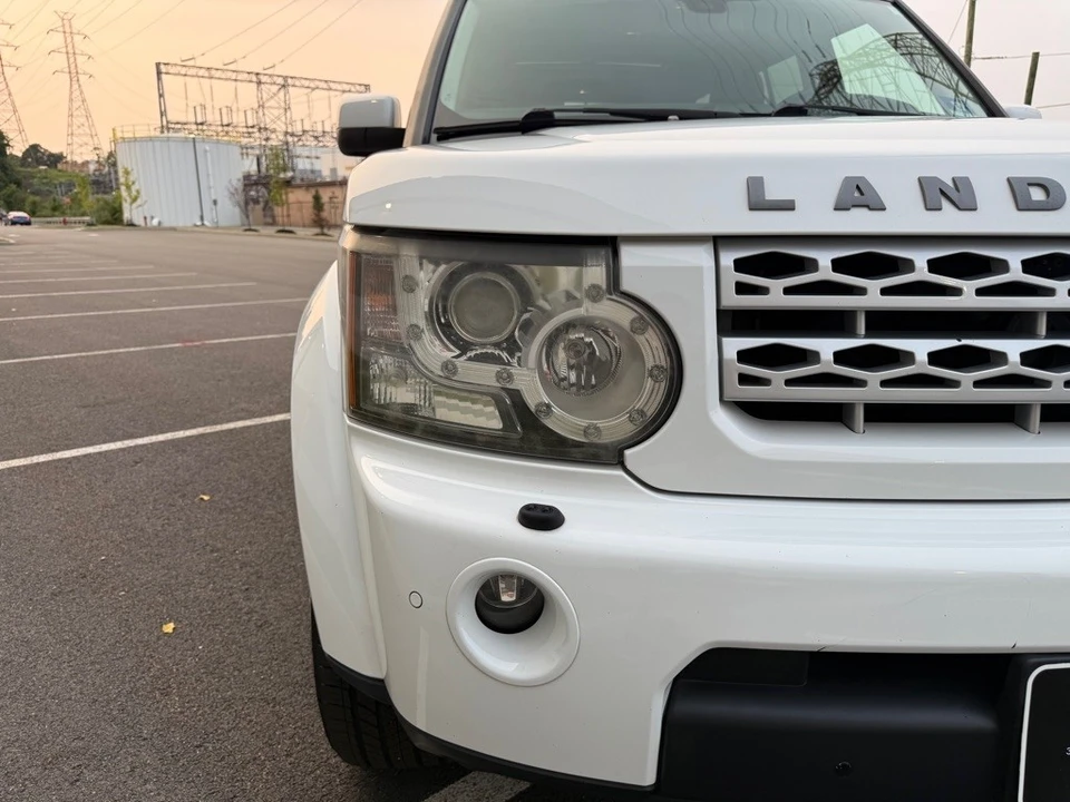 2012 Land Rover Discovery 4th Gen - Image 10 of 12