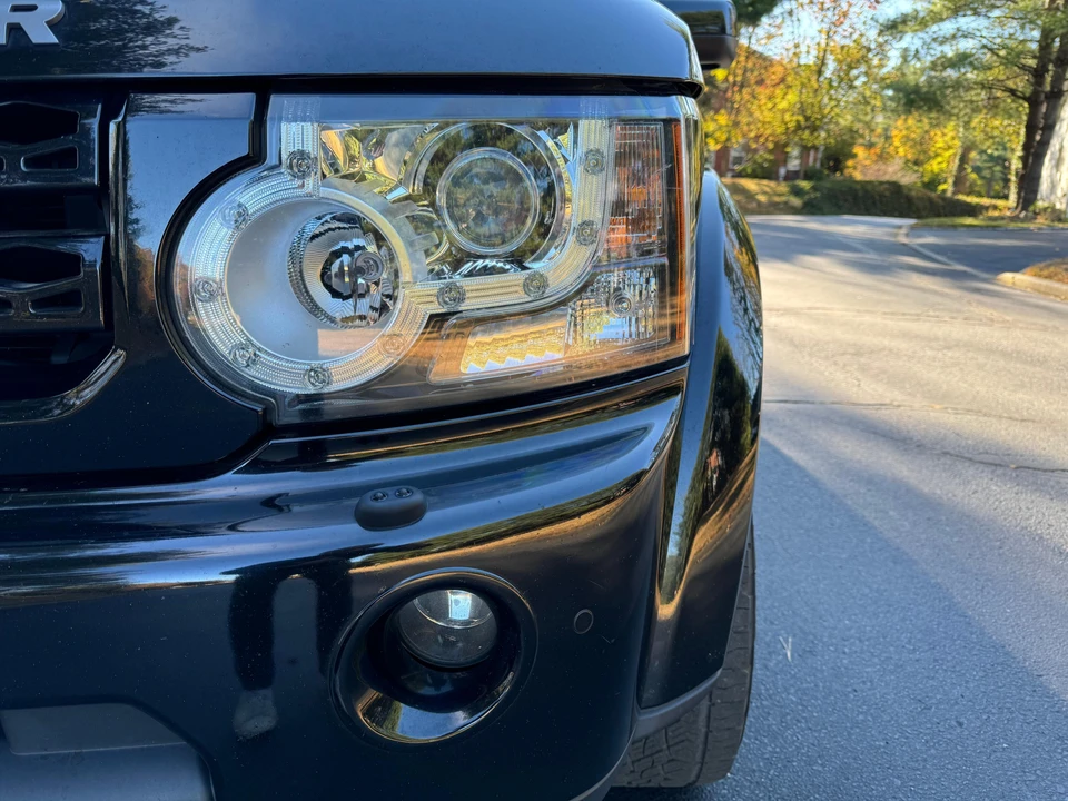 2012 Land Rover Discovery 4th Gen - Image 11 of 31