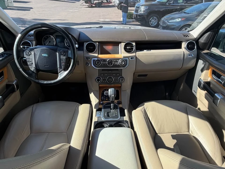 2012 Land Rover Discovery 4th Gen - Image 9 of 11
