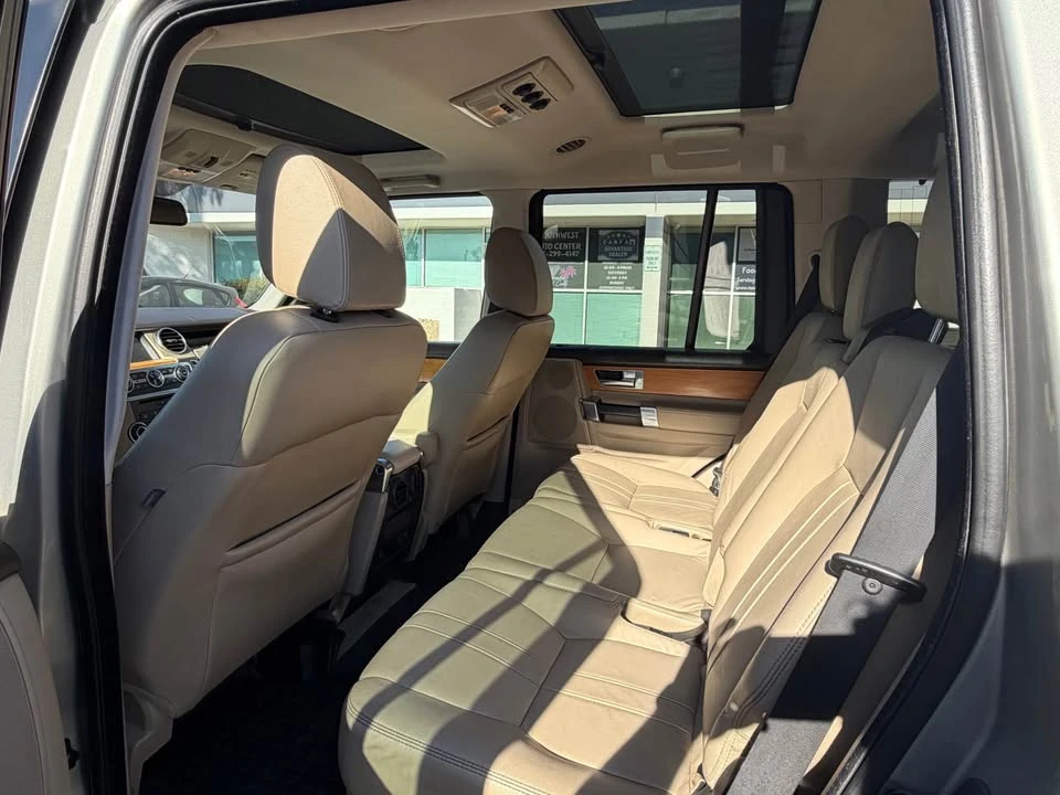 2012 Land Rover Discovery 4th Gen - Image 8 of 11