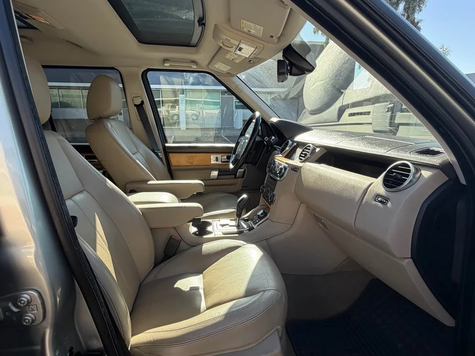 2012 Land Rover Discovery 4th Gen - Image 11 of 11