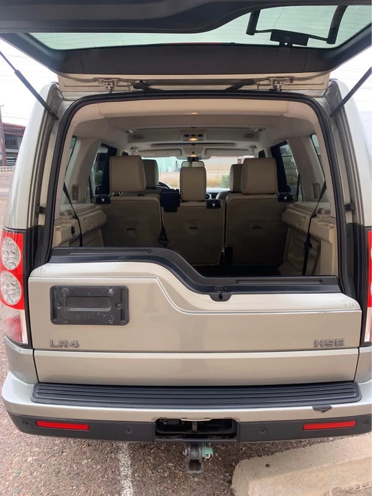 2012 Land Rover Discovery 4th Gen - Image 8 of 11