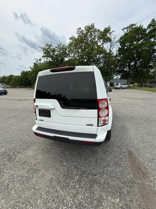 2012 Land Rover Discovery 4th Gen - Image 8 of 21