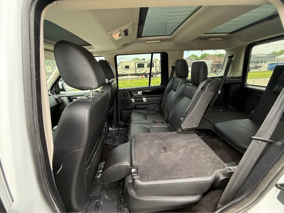 2012 Land Rover Discovery 4th Gen - Image 11 of 21