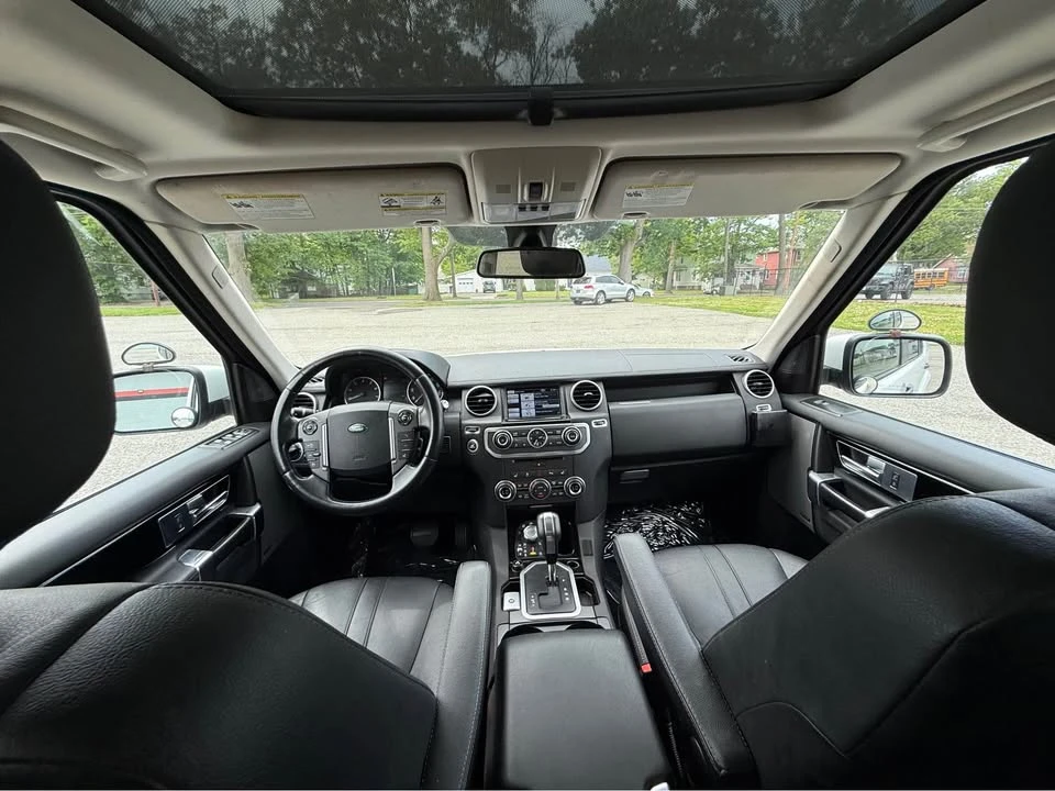 2012 Land Rover Discovery 4th Gen - Image 13 of 21