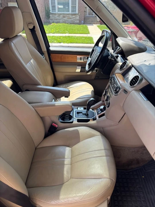 2012 Land Rover Discovery 4th Gen - Image 8 of 14