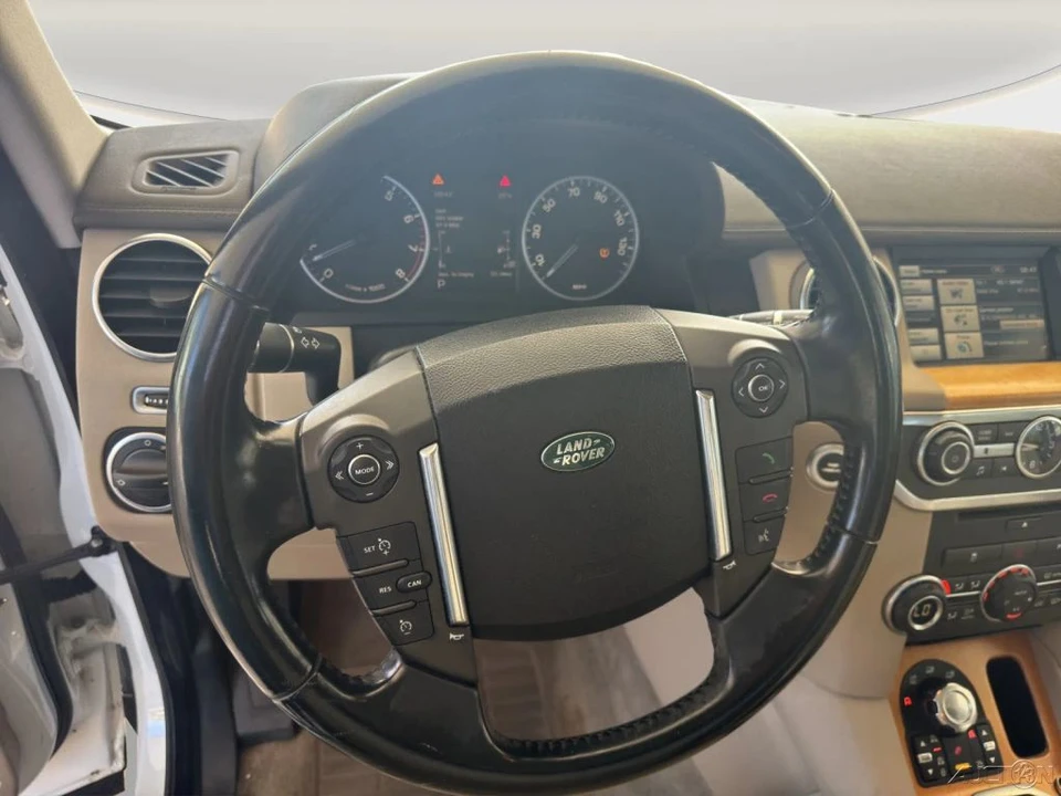 2012 Land Rover Discovery 4th Gen - Image 9 of 21