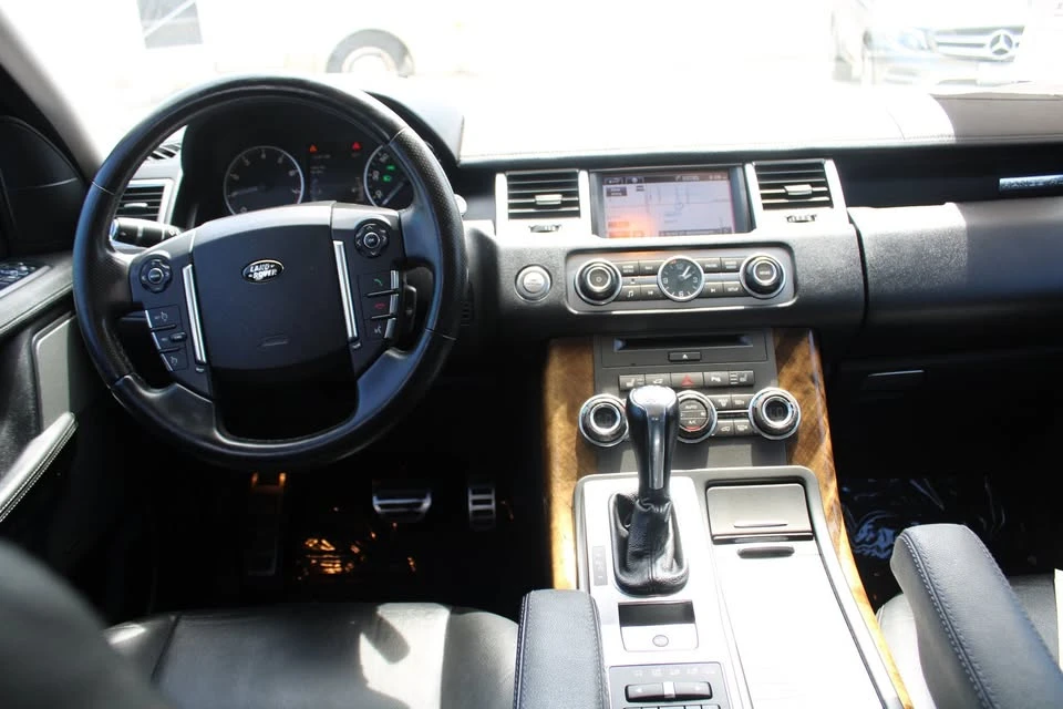 2012 Land Rover Range Rover L322 - Image 11 of 20