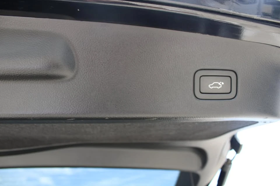2012 Land Rover Range Rover L322 - Image 10 of 20