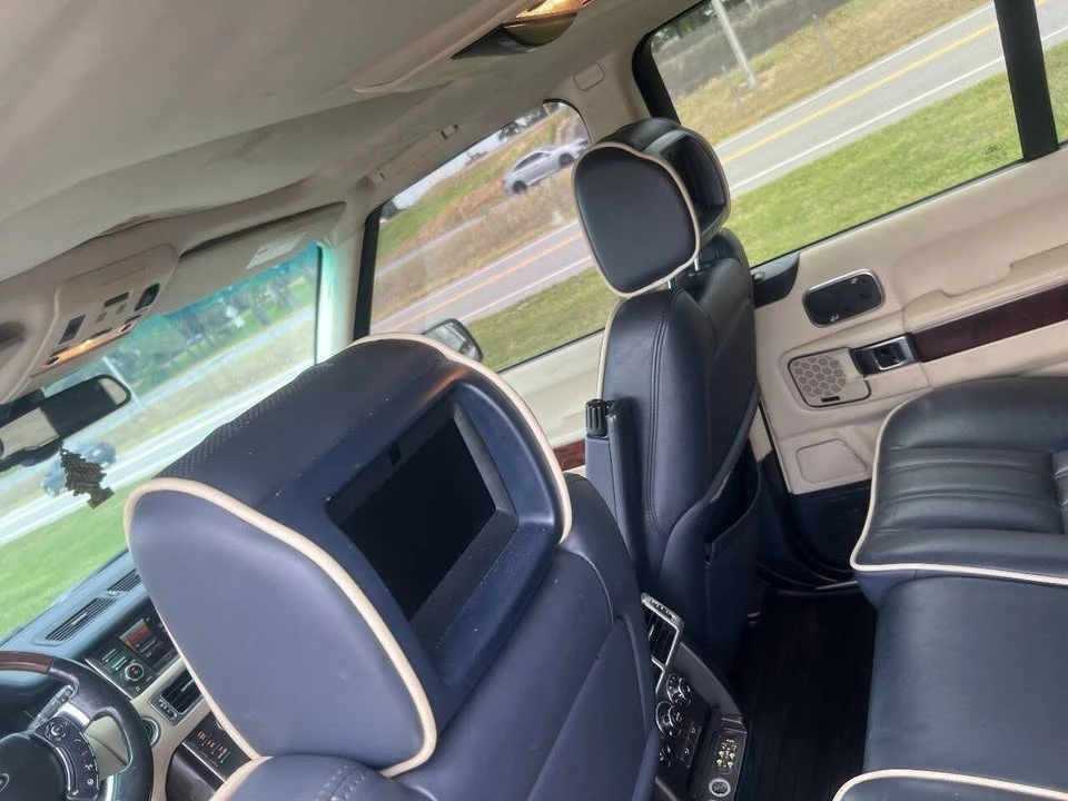 2012 Land Rover Range Rover L322 - Image 10 of 11