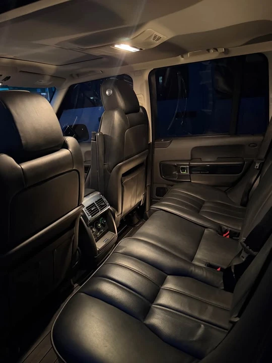 2012 Land Rover Range Rover L322 - Image 10 of 12