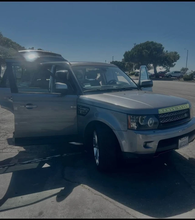 2012 Land Rover Range Rover L322 - Image 2 of 4