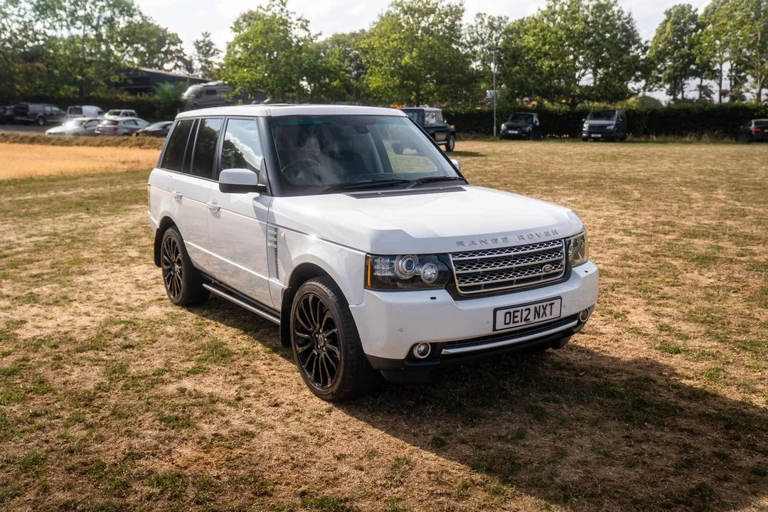2012 Land Rover Range Rover L322 - Image 2 of 31